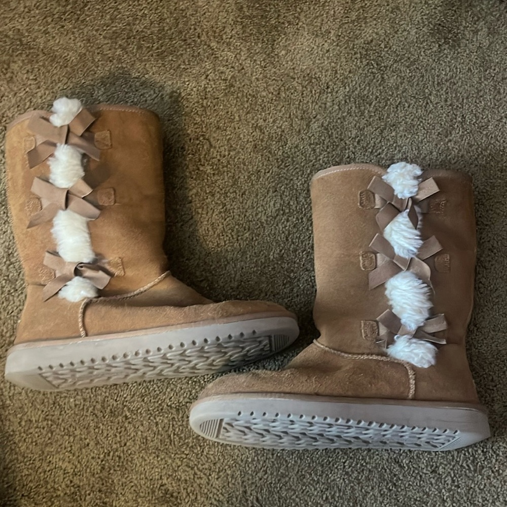 UGGS Koolaburra
